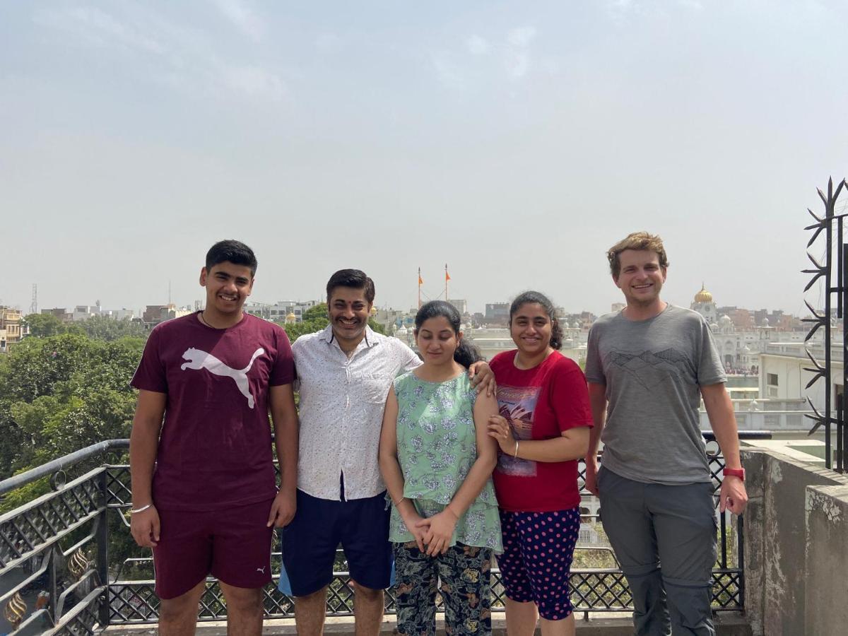 4N Homestay- Golden Temple View Amritsar Buitenkant foto