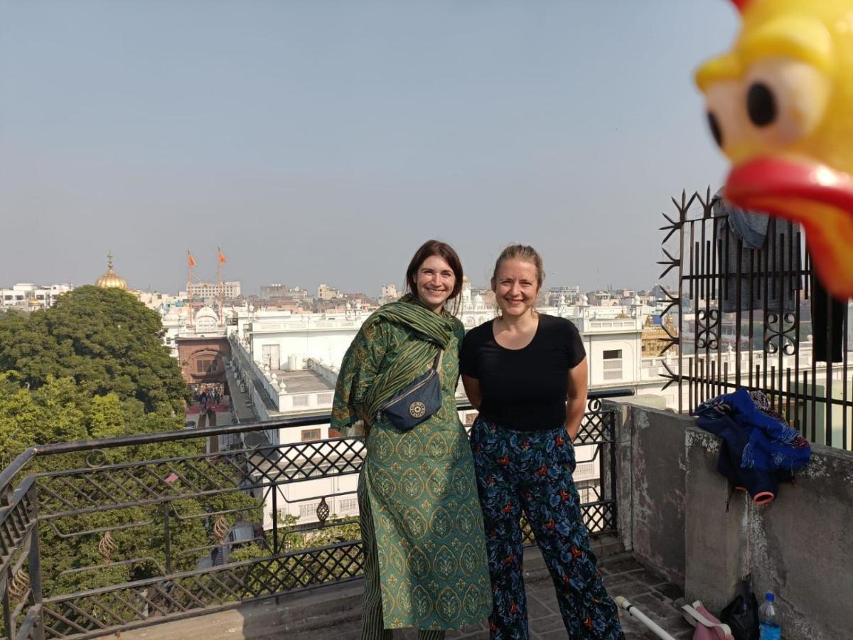 4N Homestay- Golden Temple View Amritsar Buitenkant foto